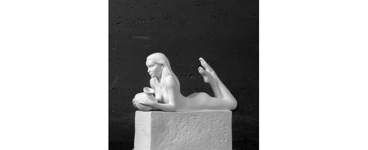 AQUARIUS/ The Water Bearer